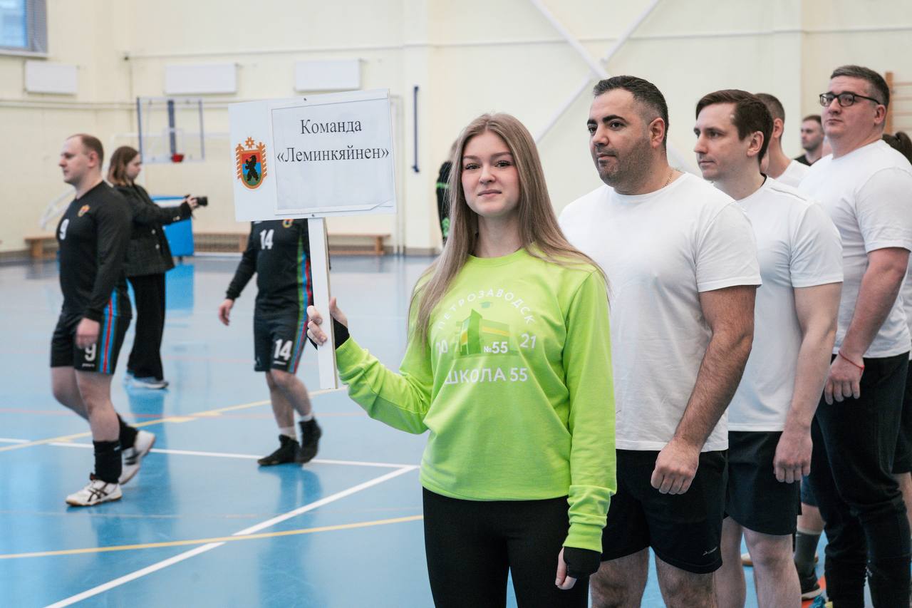 Состоялся XII турнир по волейболу, посвященный памяти прокурора Пряжинского района Гумбарова Алексея Матвеевича, отдавшего жизнь за свободу Родины в Великой Отечественной войне 1941-1945 годов Состоялся XII турнир по волейболу, посвященный памяти прокурора Пряжинского района Гумбарова Алексея Матвеевича, отдавшего жизнь за свободу Родины в Великой Отечественной войне 1941-1945 годов