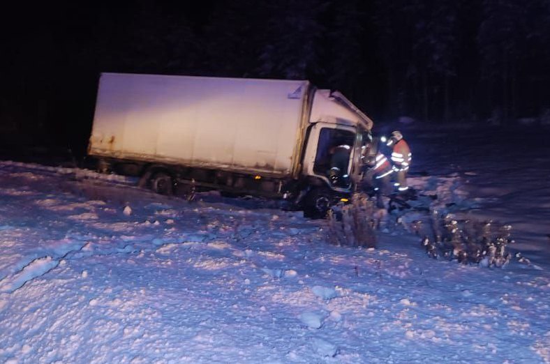 Смертельная авария произошла в Лоухском районе Смертельная авария произошла в Лоухском районе