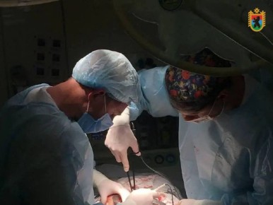 22-летний житель Карелии чудом выжил после падения с пятого этажа — врачи РБ СЭМП спасли ему жизнь