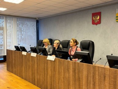 Колыхматова: Провела заседание рабочей группы по координации помощи семьям граждан, участвующих в специальной военной операции