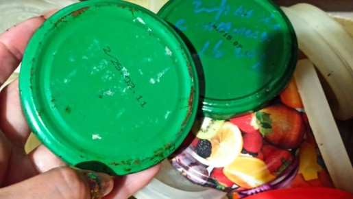 Как дать вторую жизнь крышкам от банок: креативные идеи и советы