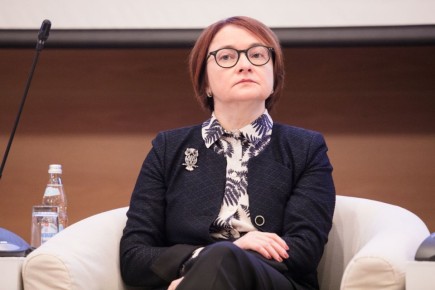 Центробанк снижает ставку: что это означает для ваших сбережений?