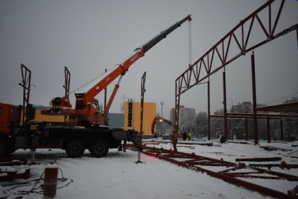 Крытая ледовая площадка, дом-интернат и помощь фронту: Элиссан Шандалович совершил рабочую поездку в Костомукшу