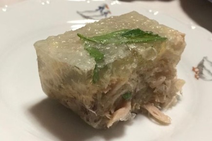 Холодец нового поколения: идеальный рецепт из говяжьих ножек и языка