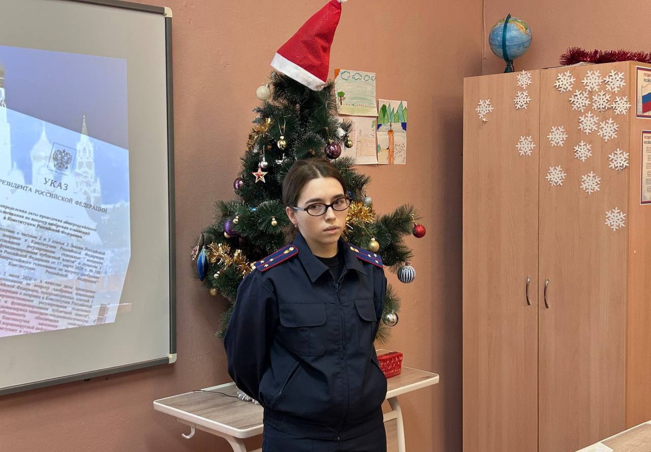 Сотрудники СУ СК России по Республике Карелия провели профориентационное занятие для старшеклассников Сотрудники СУ СК России по Республике Карелия провели профориентационное занятие для старшеклассников