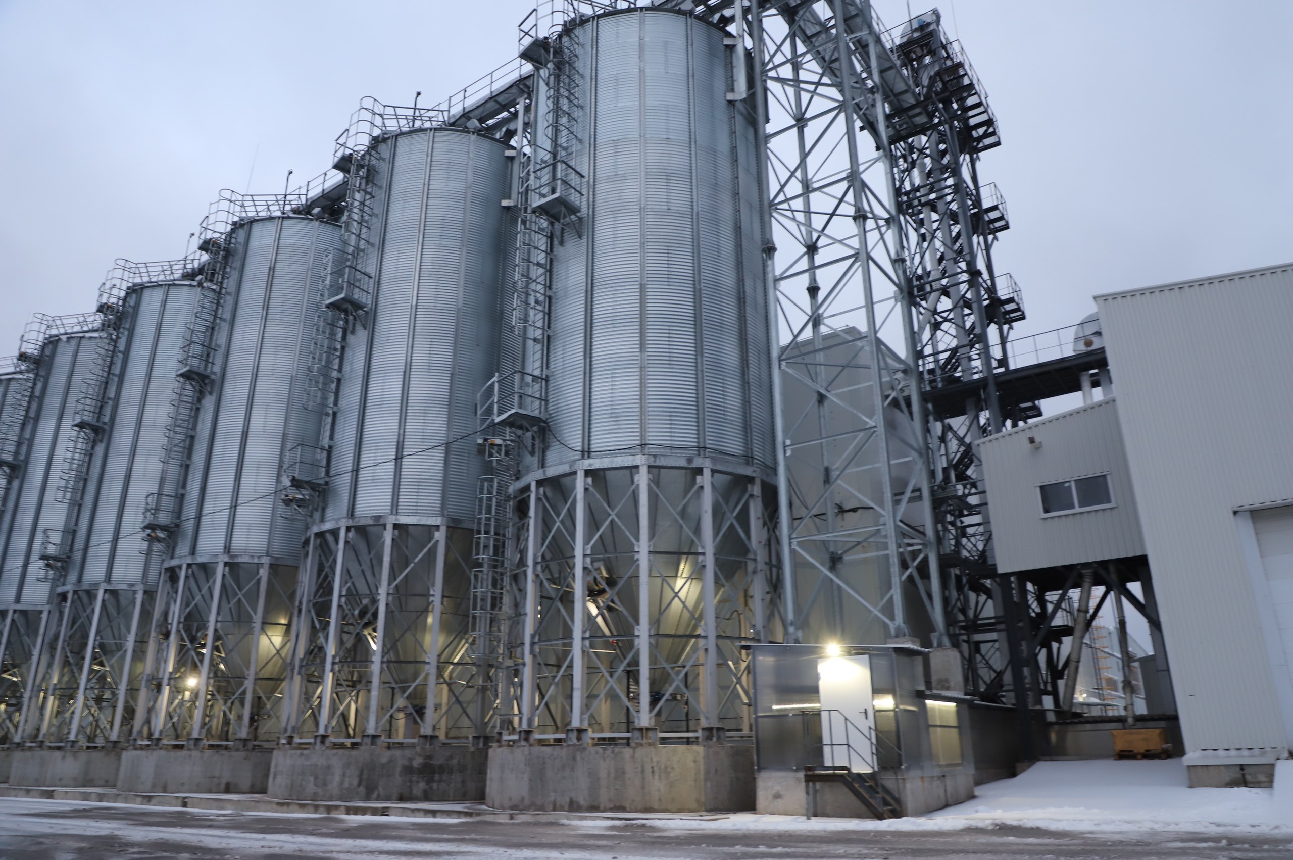 «Масштабы производства впечатляют» «Масштабы производства впечатляют»