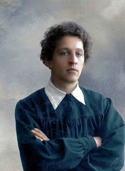 Сегодня в 15:15 в читальном зале Научной библиотеки ПетрГУ — литературный вечер «Горю Поэзии огнем», посвященный 145-летию А. Блока