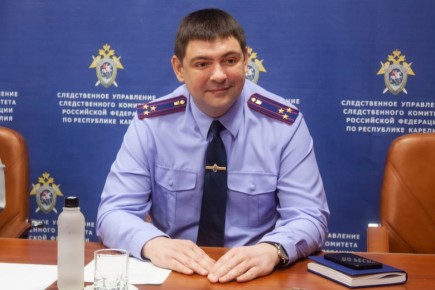 Руководитель СУ СК России по Республике Карелия провёл профориентационную встречу с общественными помощниками следователей и студентами высших учебных заведений республики