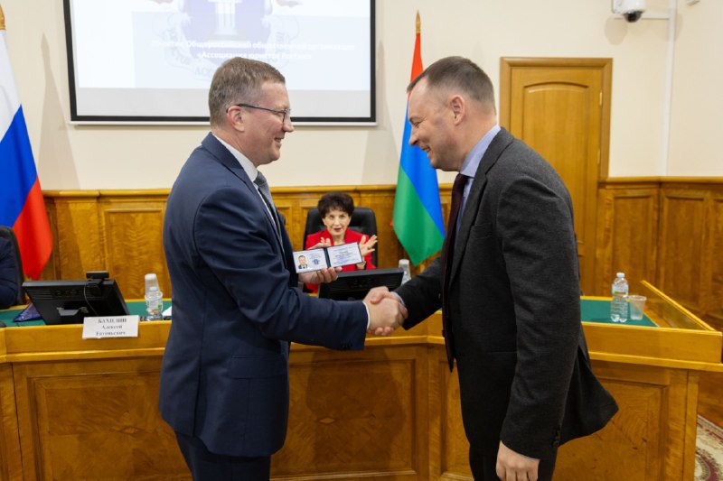 Элиссан Шандалович поздравил реготделение Ассоциации юристов России с 20-летием организации Элиссан Шандалович поздравил реготделение Ассоциации юристов России с 20-летием организации