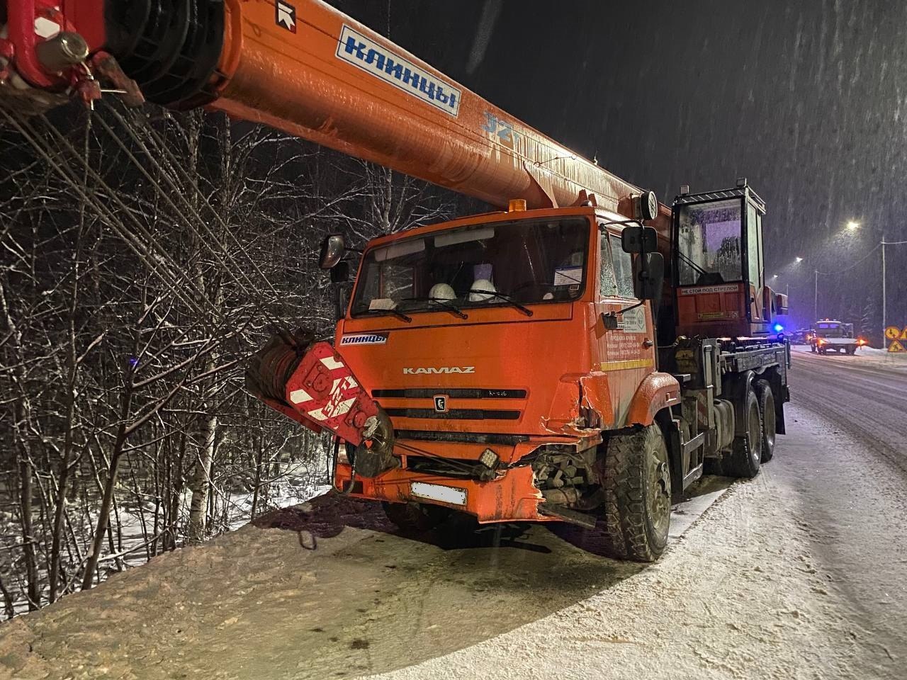 Житель Костомукши пострадал в ДТП Житель Костомукши пострадал в ДТП
