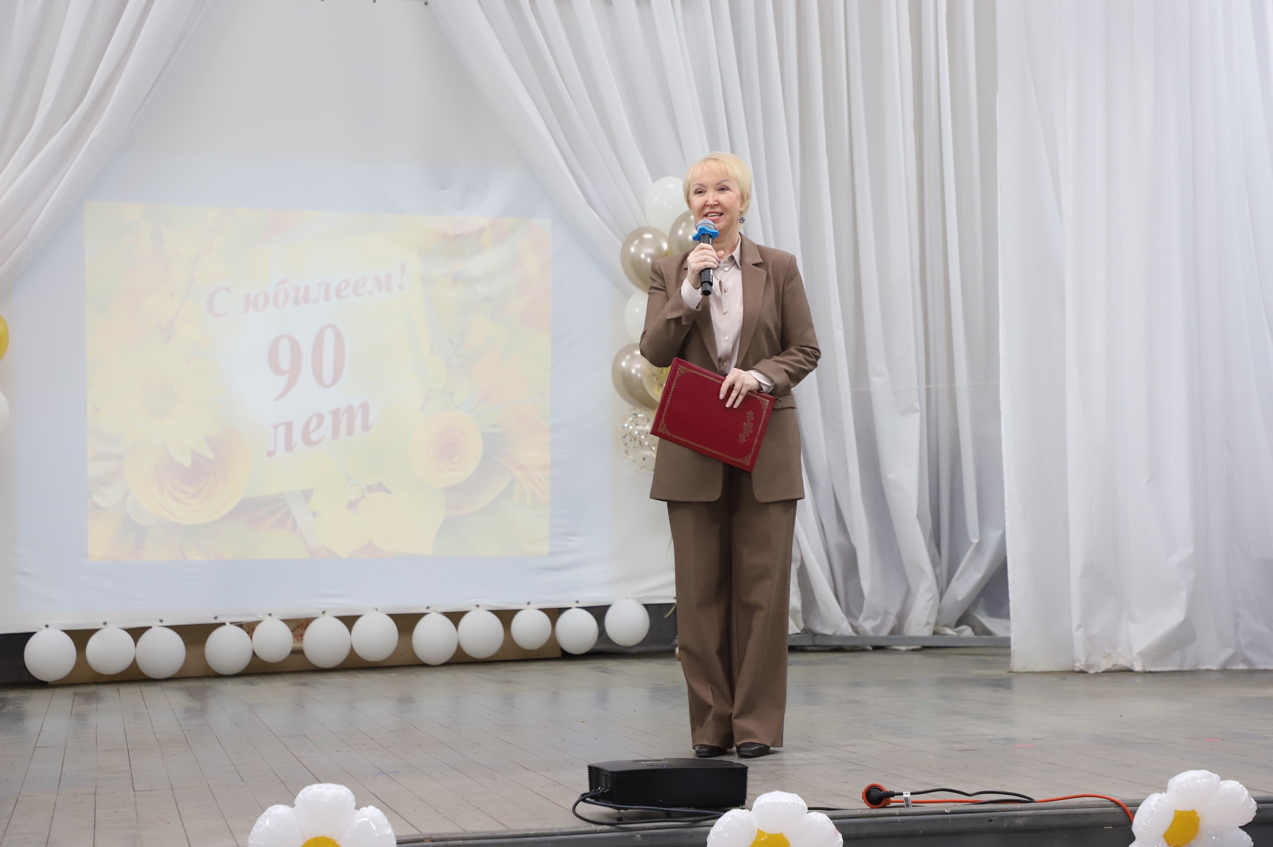 Ольга Шмаеник поздравила Ладвинский детский дом-интернат с юбилеем