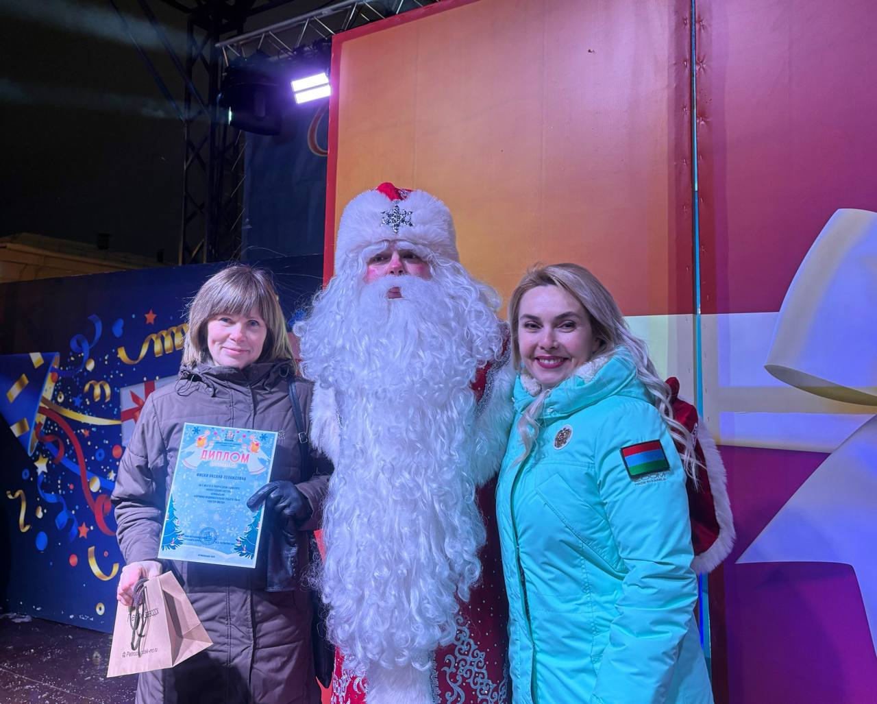 Колыхматова: Открыли новогоднюю программу «Каникулы у ёлки» в Петрозаводске! Колыхматова: Открыли новогоднюю программу «Каникулы у ёлки» в Петрозаводске!