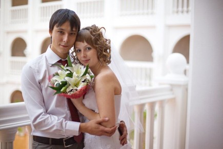 Брачный возраст в России: обсуждение снижения до 16 лет разгорается с новой силой