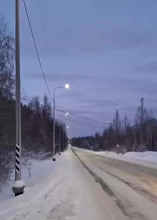 На дороге к станции Хуухканмяки сделали освещение