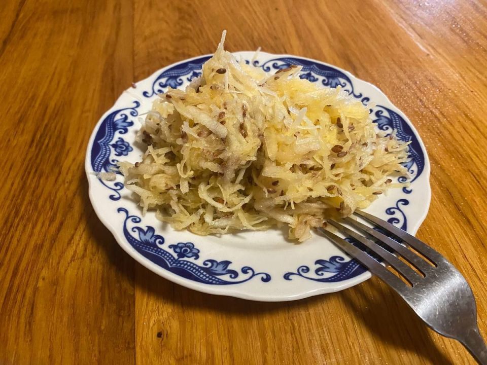 Салат из брюквы с семенами чиа как простая находка для семейного меню