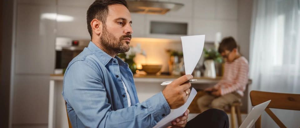 Как защитить долю в наследстве после развода: спокойное руководство к делу № 48-КГ23-3-К7