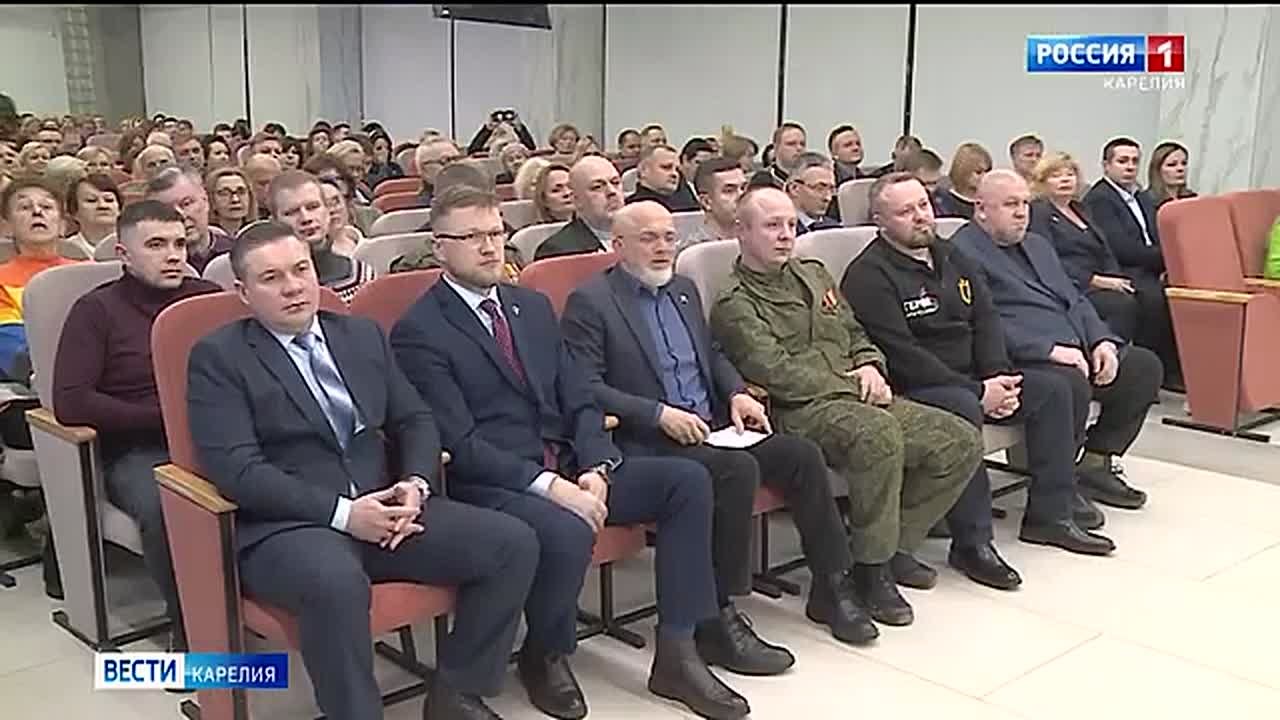 Перспективы развития Петрозаводска обсудили на встрече главы республики с жителями города