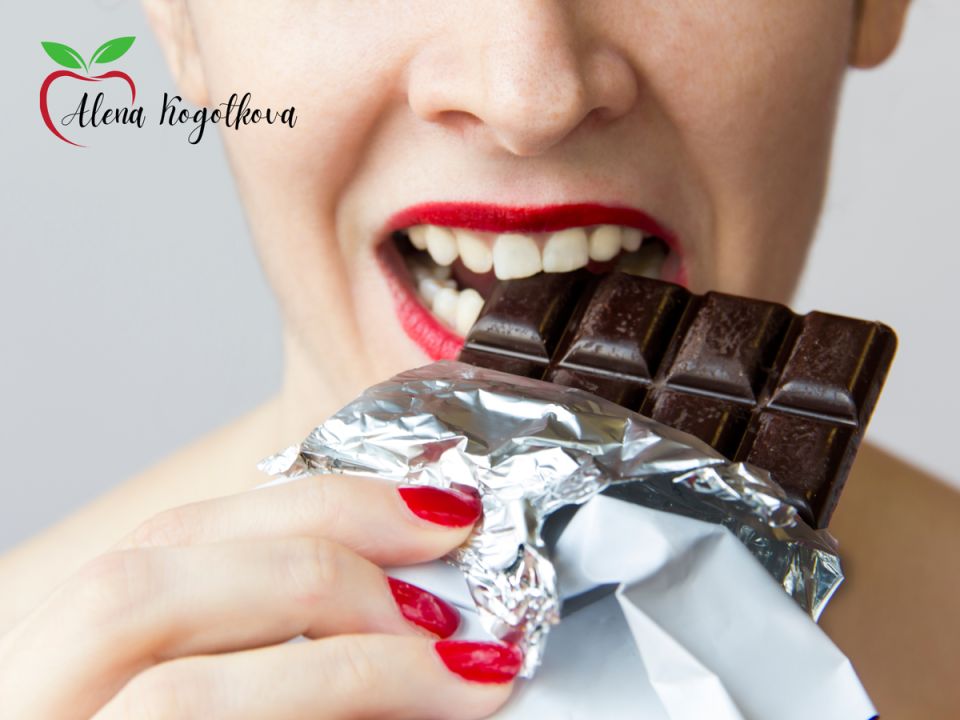 Почему тянет на сладости и жирное? Разбираемся вместе