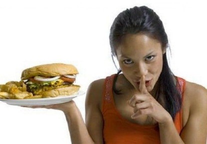 Переедание как способ избежать реальных проблем