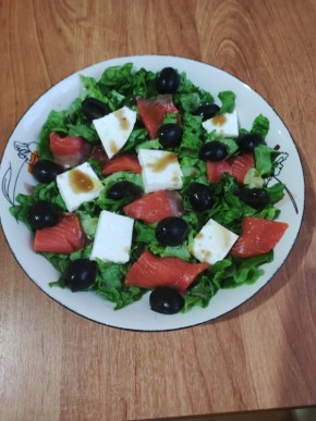 Почему этот салат с неркой украсит ваш стол: простой рецепт с секретом