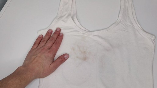 Эффективные методы удаления ржавчины с одежды в домашних условиях