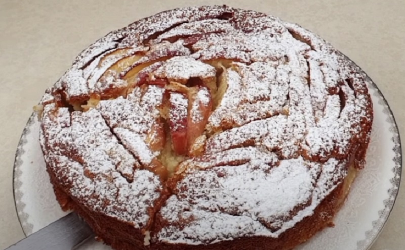 Уютный пирог за 40 минут: быстро и вкусно