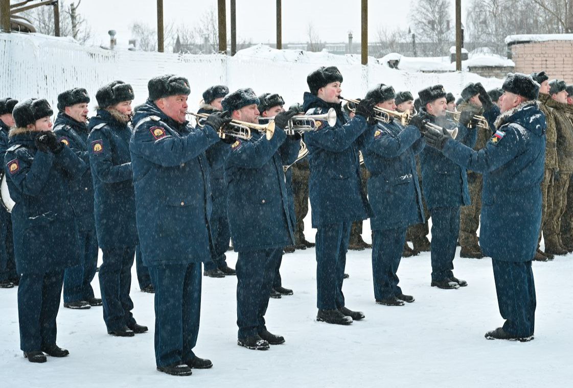 «Настоящая жизнь в городе начинается тогда, когда в него входят военные» «Настоящая жизнь в городе начинается тогда, когда в него входят военные»