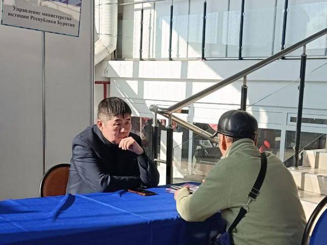 Специалисты Госюрбюро помогают жителям нашей страны Специалисты Госюрбюро помогают жителям нашей страны