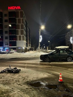 Девушку-курьера сбил автомобиль в Петрозаводске