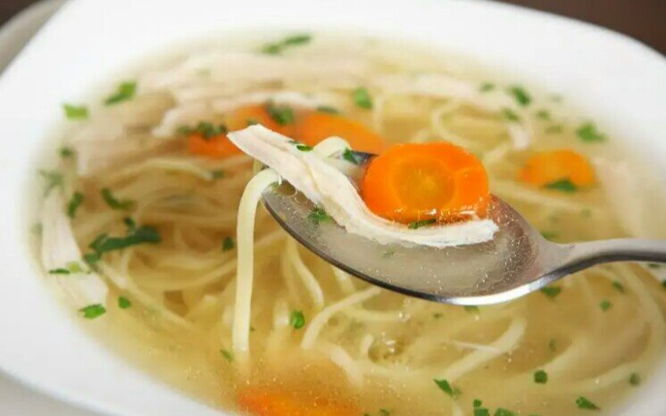 Тайны идеального куриного бульона: 5 секретов и наши распространенные ошибки