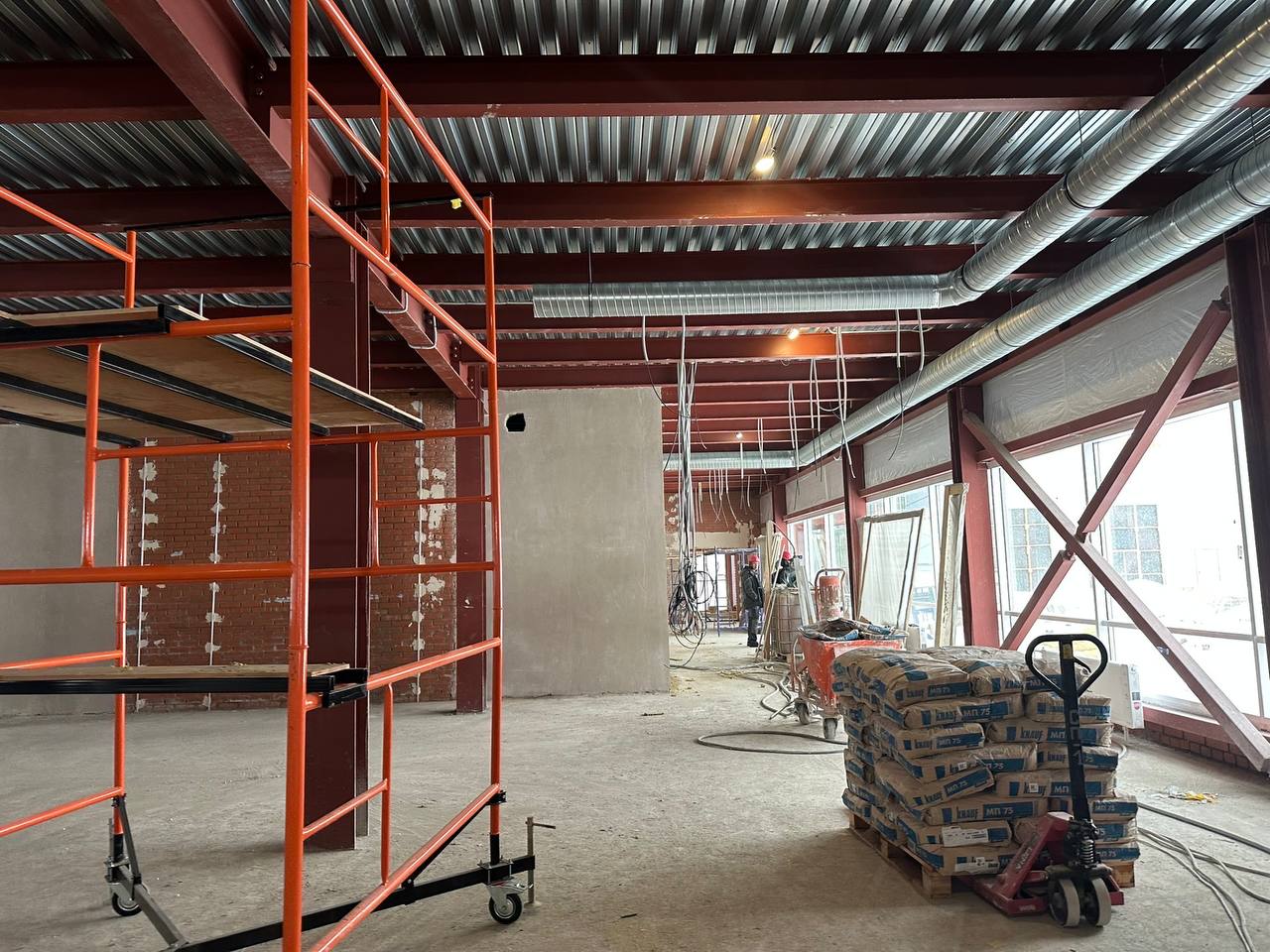 Колыхматова: Вместе с главным федеральным инспектором по Республике Карелия Иваном Сивиным проверили ход строительства спорткомплекса «Луми-2» Колыхматова: Вместе с главным федеральным инспектором по Республике Карелия Иваном Сивиным проверили ход строительства спорткомплекса «Луми-2»