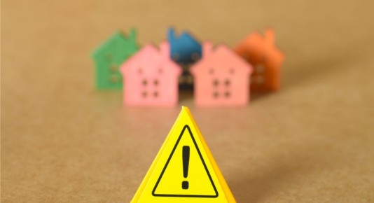 �������� ������ ��������� ����� ������� ������� � �������� ����� ���������� MAX