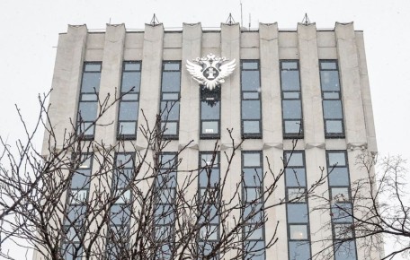 ������ �������� ����� ����������� � ������ �������������