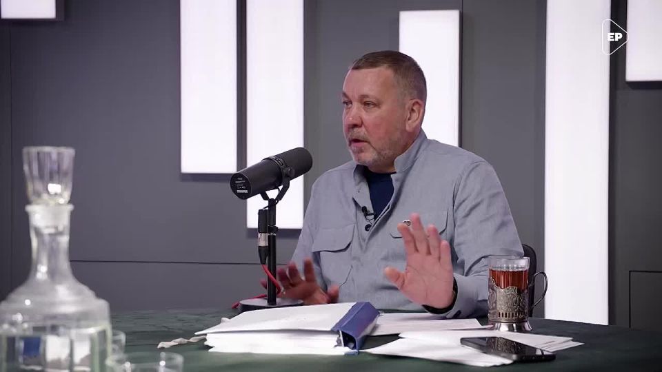 4 апреля выйдет четвертый выпуск программы Единой России «Партком»