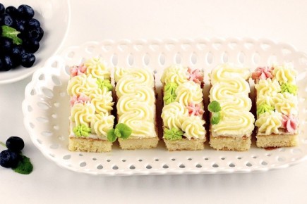 Пошаговый рецепт бисквитных пирожных