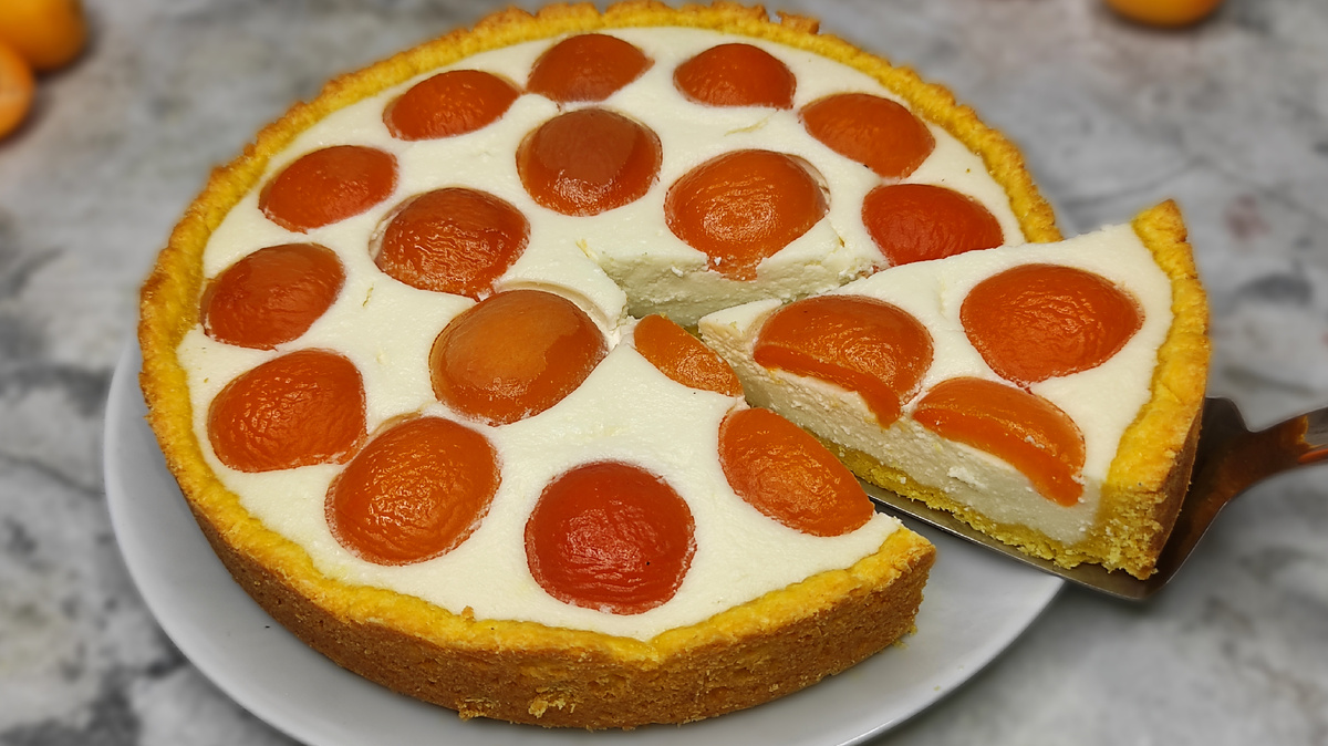 Летний пирог с абрикосами: легкий, быстрый и безумно вкусный
