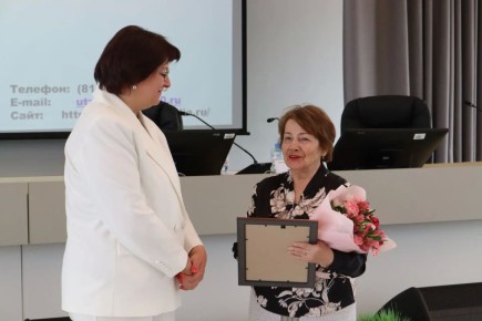 ����� �������� ������� ������� � �������� ���������� ����� � ��������� �������