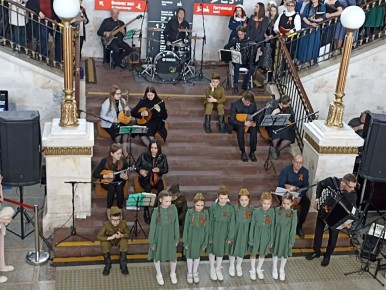 3 ��� � 12:00 �� ��������������� ������� ������������� ��������� VII �������-������� � 81-����� ������ � ������� ������������� �����