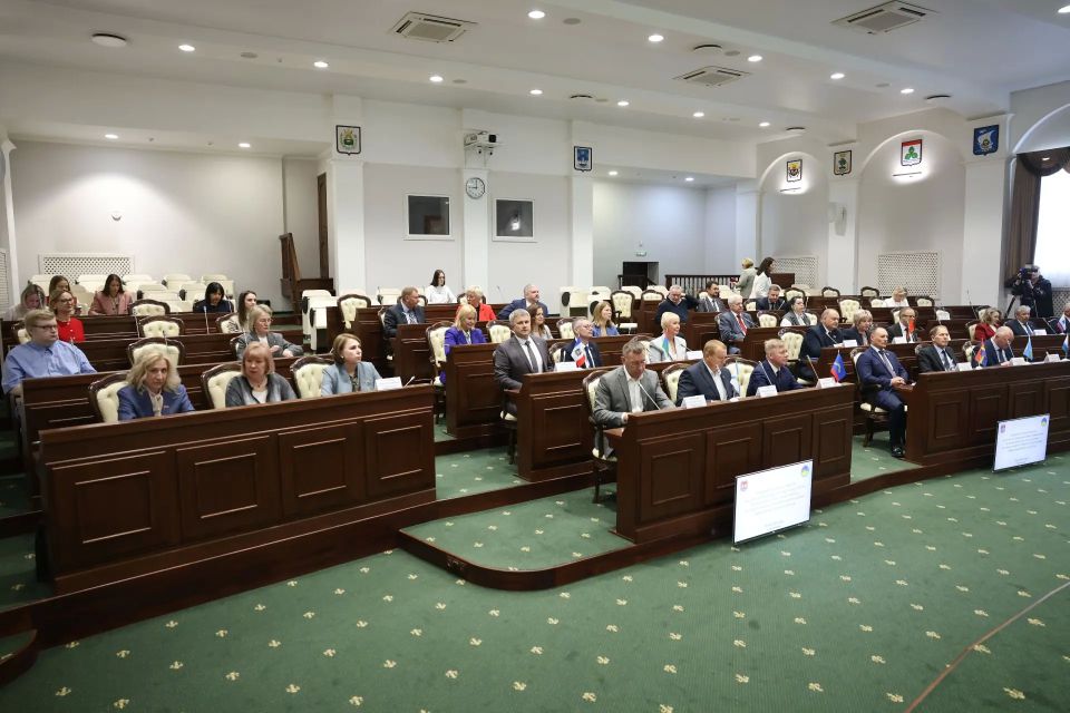 Сотрудничество регионов Северо-Запада России и регионов стран – членов ОДКБ обсудили на комитете ПАСЗР