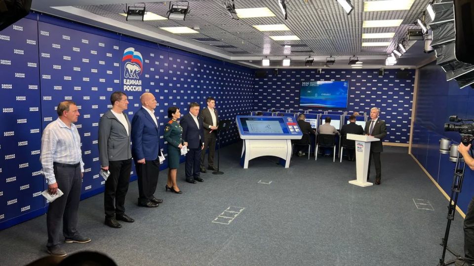 Александр Карелин: Единая Россия всегда опирается на мнение и гражданскую позицию активных сограждан при отборе кандидатов и составлении Народной программы
