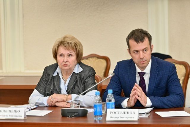 В Карелии выработали предложения по поддержке деревянного и малоэтажного строительства в России В Карелии выработали предложения по поддержке деревянного и малоэтажного строительства в России