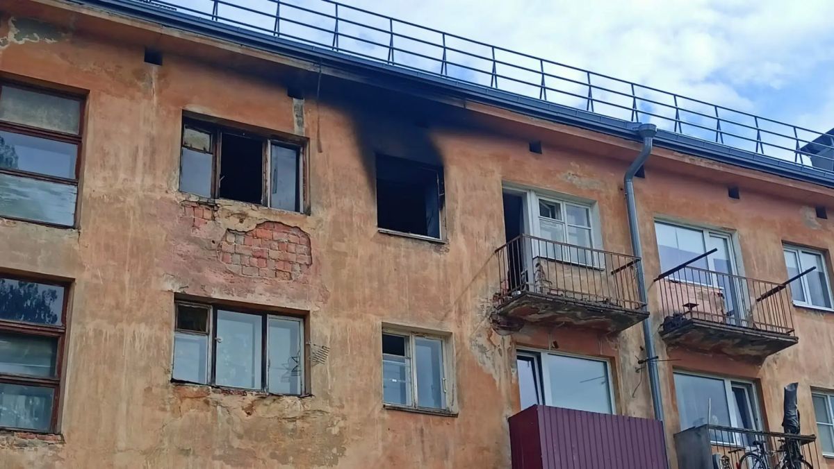 Вчера в столице Карелии в одной из квартир на Перевалке вспыхнул пожар