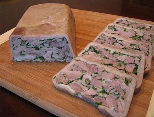 Секреты совершенного террина из свиной рульки: простое и вкусное блюдо