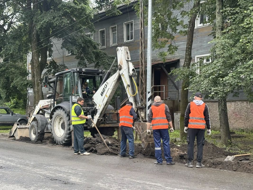 Колыхматова: Приступили к обустройству тротуара на Соломенской улице Колыхматова: Приступили к обустройству тротуара на Соломенской улице