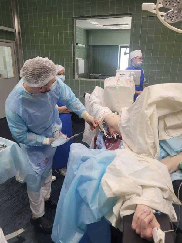 Карельские врачи провели сразу две уникальных операции Карельские врачи провели сразу две уникальных операции
