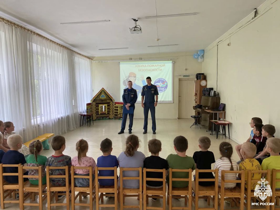 Воспитанникам «Березка» города Питкяранта рассказали о пожарной безопасности Воспитанникам «Березка» города Питкяранта рассказали о пожарной безопасности
