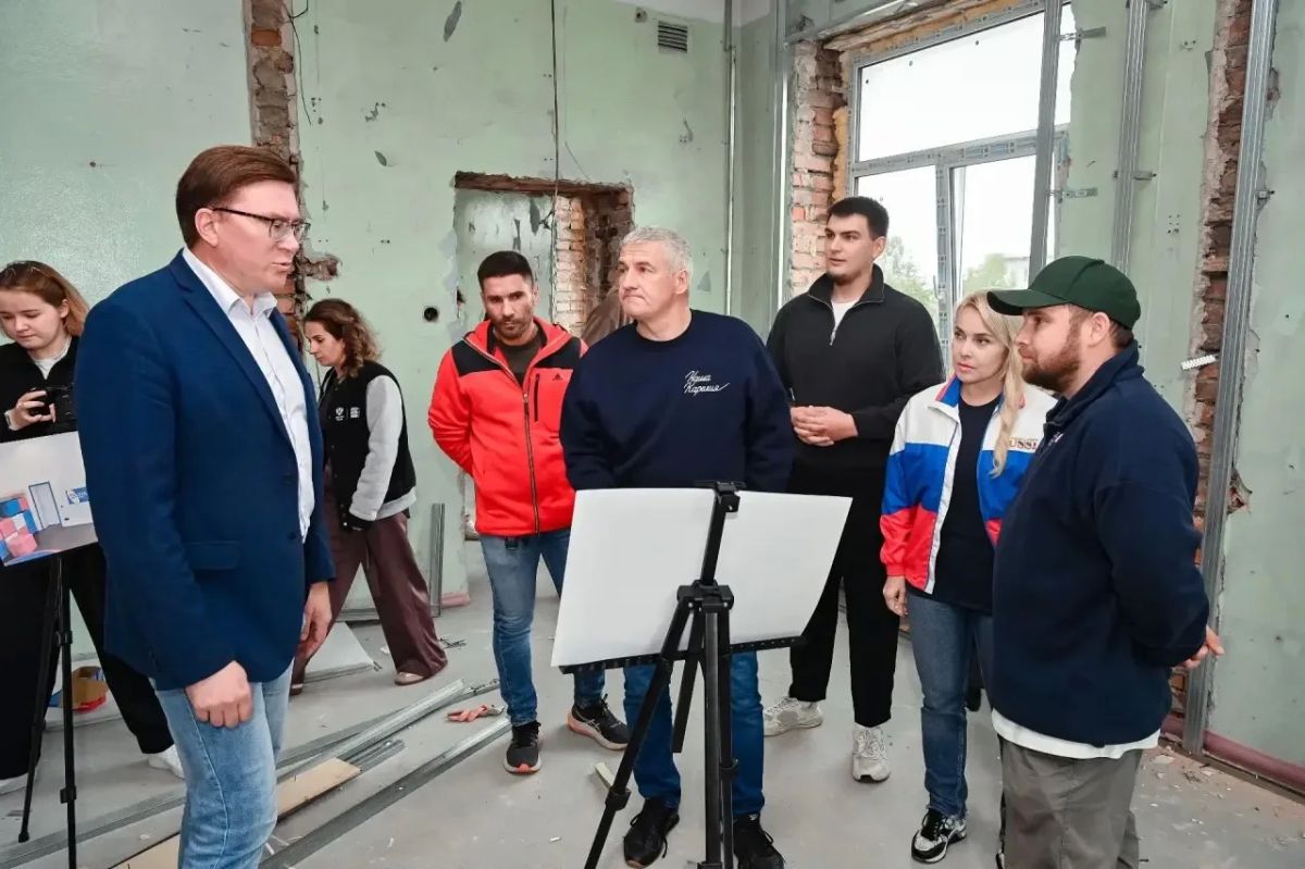Колыхматова: Вместе с Главой Карелии Артуром Парфенчиковым и начальником Управления по молодежной политике Алексеем Бутенко проверили ход капитального ремонта в Доме молодёжи на проспекте Александра Невского Колыхматова: Вместе с Главой Карелии Артуром Парфенчиковым и начальником Управления по молодежной политике Алексеем Бутенко проверили ход капитального ремонта в Доме молодёжи на проспекте Александра Невского