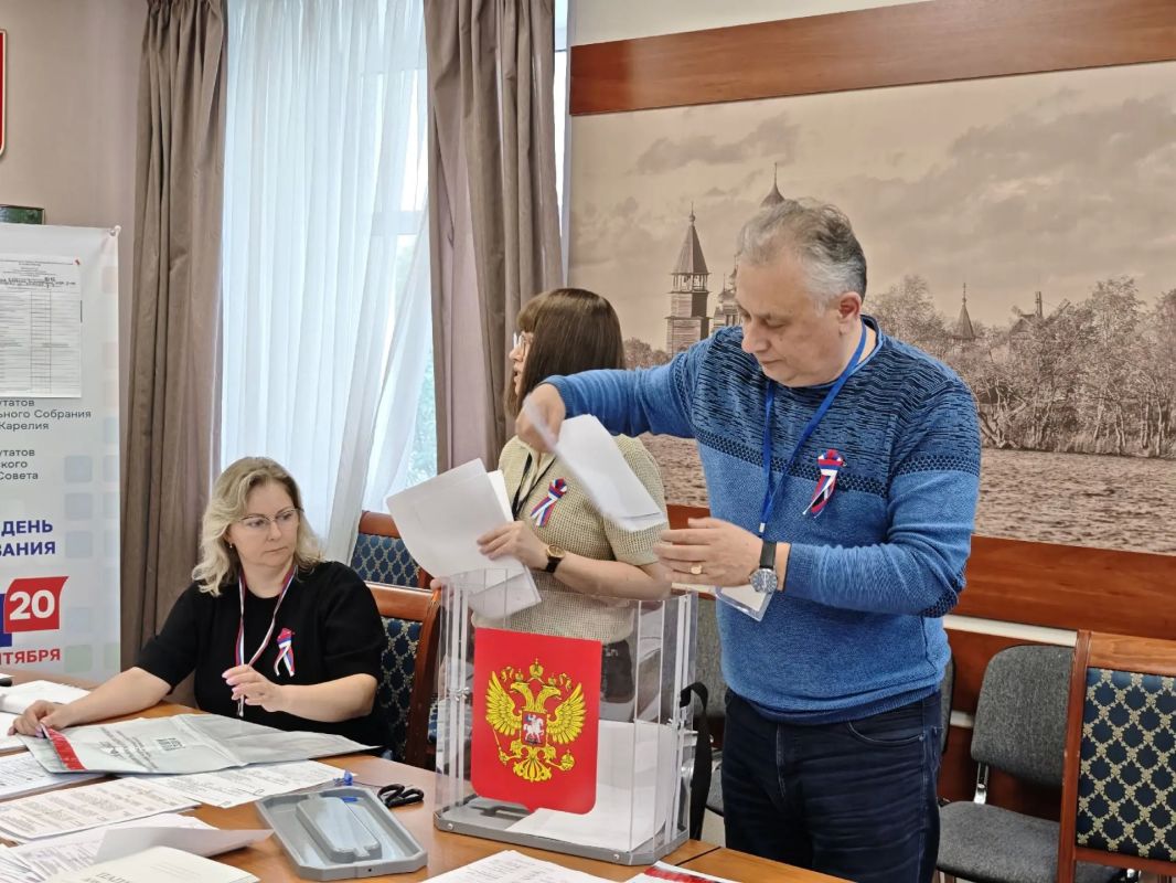 Избирком Карелии провел обучающий практикум для членов избирательных комиссий Избирком Карелии провел обучающий практикум для членов избирательных комиссий