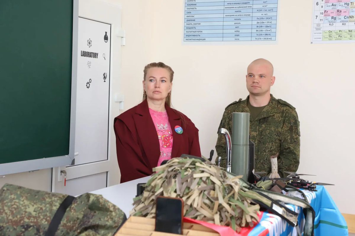 В шуйской школе прошёл «Урок мужества» В шуйской школе прошёл «Урок мужества»