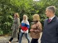 Колыхматова: Вместе с депутатами выехали на Октябрьский проспект, чтобы оценить ремонт тротуаров